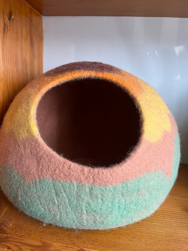 Handmade felt cat cave from Nepal – eco-friendly pet bed
